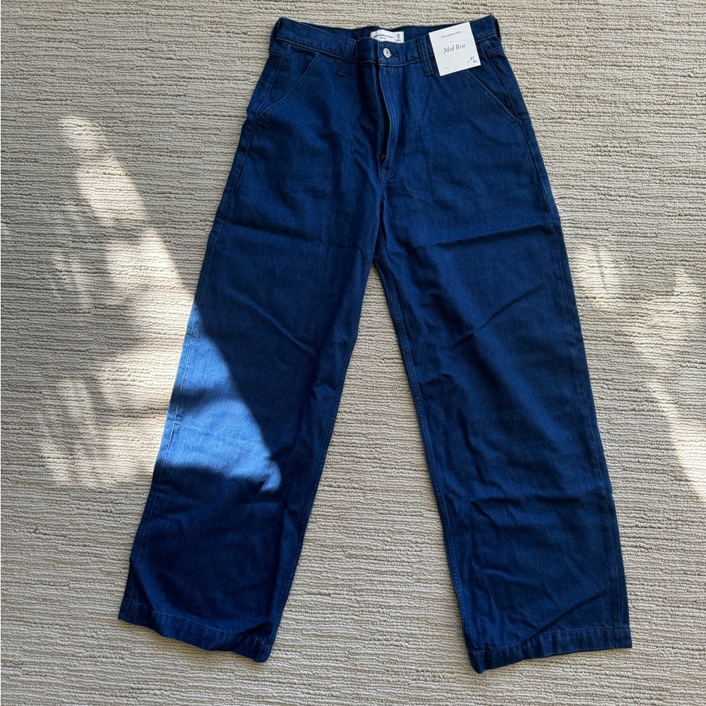 Abercrombie Mid-Rise Ultra Wide Leg Jean
